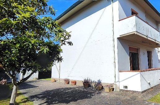 casa indipendente in vendita a Santa Croce sull'Arno