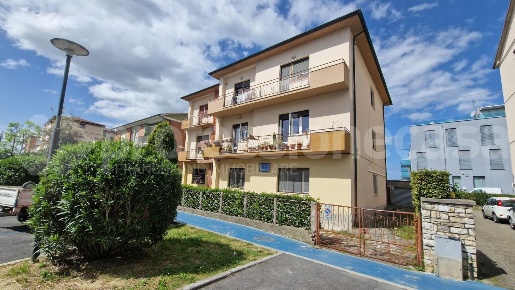 Foto Appartamento a Pisa San Giusto - Aeroporto di 108 m² con 4 locali