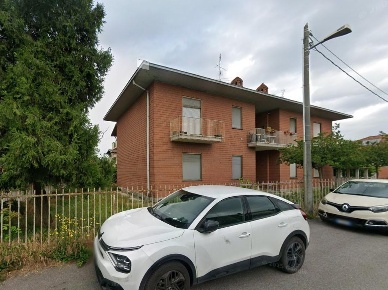 Foto Appartamento a Tromello Centro di 76 m² con 4 locali in vendita