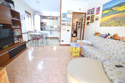 Foto Appartamento a Capannori Centro di 80 m² con 3 locali in vendita