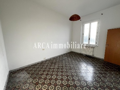 Foto Appartamento a Pietrasanta di 80 m² con 4 locali in vendita