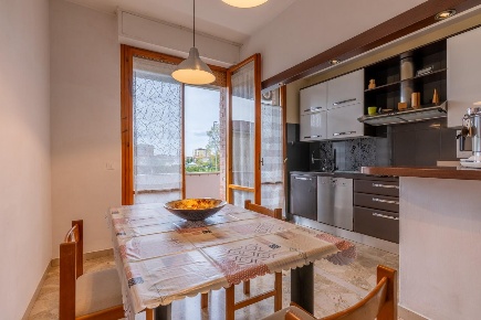 Foto Appartamento a Cascina Centro di 100 m² con 4 locali in vendita