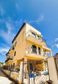 Foto Appartamento in Via Leopardi 18, Agrigento di 65 m² con 3 locali