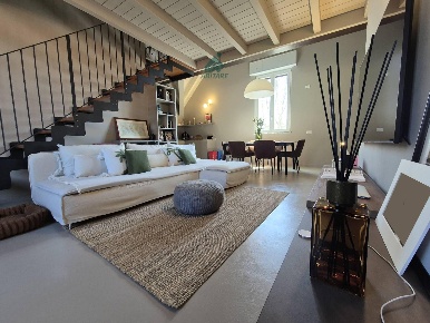 Foto Appartamento in VIA roma 27, Viggiù Centro di 81 m² con 2 locali