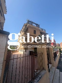 Foto Appartamento in Via DELLE FRESIE 22, Roma Centocelle di 67 m²