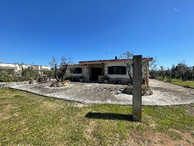 Foto Villa unifamiliare in Via sp 342 snc, Otranto di 142 m² con 4 locali