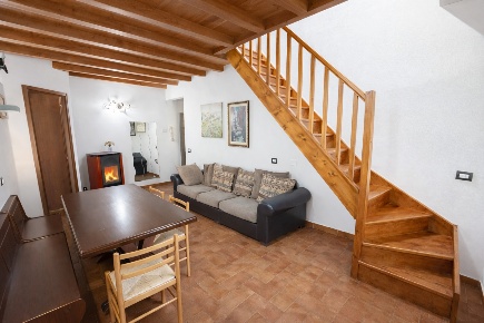 Foto Appartamento a Vicopisano Uliveto Terme di 70 m² con 4 locali