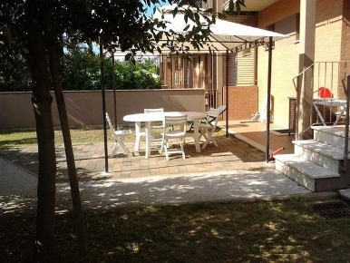 Foto Appartamento a Pisa Tirrenia di 85 m² con 3 locali in vendita