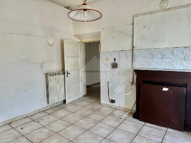 Foto Appartamento in Via Guglielmo Marconi, Ronciglione di 77 m² in vendita