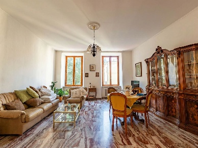 Foto Appartamento in Via del Refugio  1, Siena Porta Romana di 130 m²