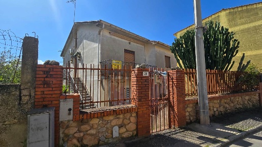 Foto Appartamento in VIA MARGHINE 24, Iglesias Centro di 130 m² in vendita