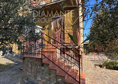 Foto Appartamento a Castiglione del Lago Contrada Mulino di 95 m²