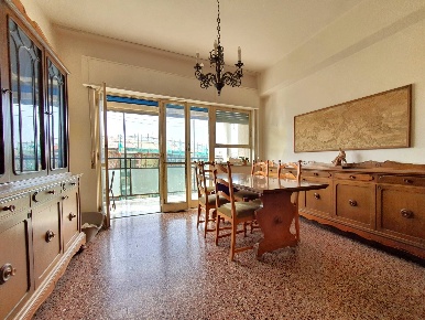 Foto Appartamento in via Gianvincenzo Gravina 7, Catanzaro di 90 m²