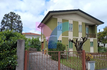 Foto Villa a schiera in via moriago della battaglia 23, Treviso di 180 m²