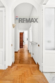 Foto Appartamento in VIA RAFFAELLO SANZIO 1, Busto Arsizio Frati di 150 m²