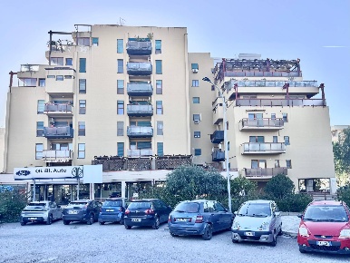 Foto Posti auto in via città di palermo 167, Bagheria Centro di 20 m²