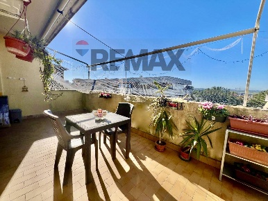 Foto Attico in Via Nino Taranto 30, Roma Malafede di 45 m² con 2 locali