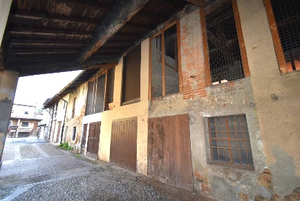 Foto Rustico in VIA DON MINZONI 24, Burago di Molgora di 50 m² con 2 locali