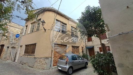 Foto Appartamento in Via San Martino 10/12, Montegiorgio Centro di 192 m²