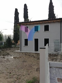 Foto Villa a schiera in via san martino, San Biagio di Callalta di 166 m²