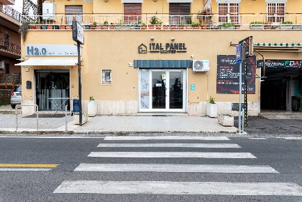 Foto Negozio in Via Cornelia 66, Roma Collina delle Muse di 70 m²