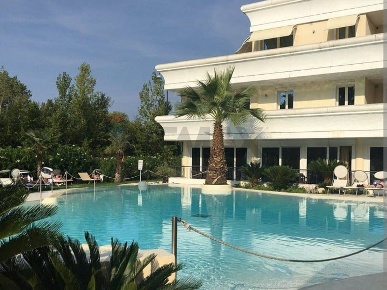 Foto Appartamento a Desenzano del Garda Rivoltella di 61 m² con 1 locali