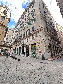 Foto Appartamento in Piazza De Marini 3, Genova Caricamento di 120 m²