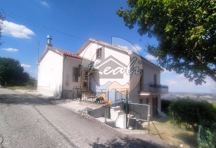 Foto Casa indipendente in Strada provinciale 113, Montefalcone Appennino