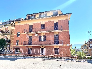 Foto Attico in Via San Martino 64, Monterotondo Zona Stadio, La Fonte