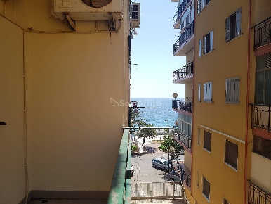 Foto Appartamento in via Lungomare 43, Catanzaro Catanzaro Lido di 100 m²