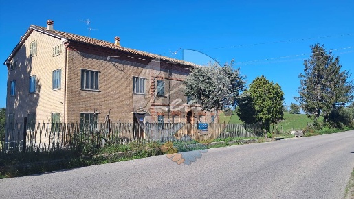 Foto Casa indipendente in CONTRADA LARCIANO 13, Monte Vidon Corrado
