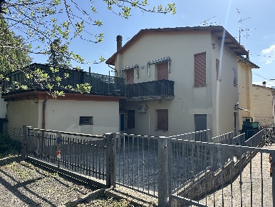 Foto Casa indipendente in Via rio mescola 10, Borgo Tossignano di 101 m²