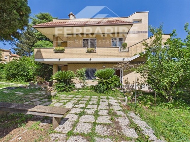 Foto Villa unifamiliare in Via Casaletto di Giano, Roma Centro Giano