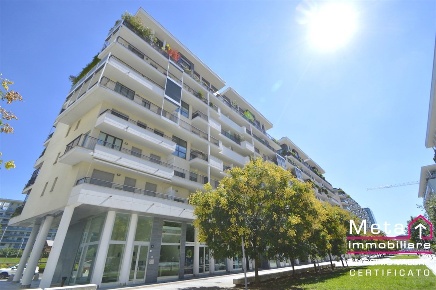 Foto Box in via Cassinari, Milano Santa Giulia di 15 m² in affitto
