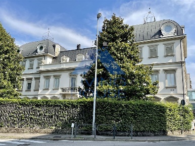 Foto Ufficio in Via Carducci, Lissone Centro Storico di 110 m² con 3 locali
