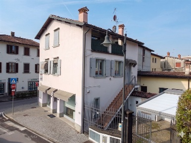 Foto Appartamento in Via Don Luigi Belotti, Grumello del Monte Centro