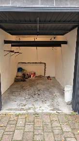 Foto Garage in Via Costanzo varoli  43, Modena Villaggio Zeta di 12 m²