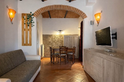 Foto Appartamento in strada provinciale dei tre comuni 47, Cecina di 57 m²