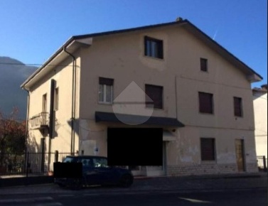 Foto Appartamento in Garibaldi, Lumezzane San Sebastiano di 118 m²