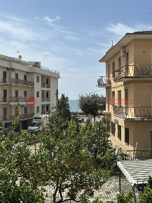 Foto Appartamento in Via Capolino II 20, Minturno Centro di 75 m²