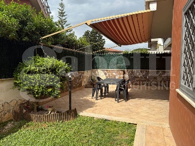 Foto Appartamento in Via Monterosa 7, Nettuno Centro di 75 m² con 3 locali