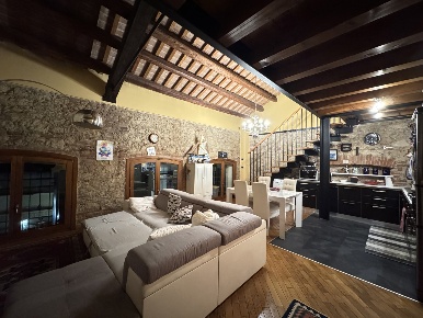 Foto Appartamento in Via matteotti 113, Noventa Vicentina Centro di 160 m²