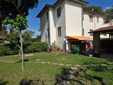 Foto Appartamento a Rosignano Marittimo Mazzanta di 70 m² con 3 locali