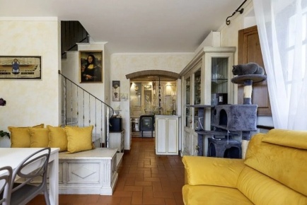 Foto Casa indipendente a Seravezza Ripa Pozzi Querceta Ponterosso di 85 m²