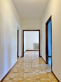 Foto Appartamento a Cascina Centro di 100 m² con 4 locali in vendita