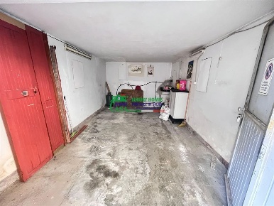 Foto Box in Via Vittoria, Comiso Centro di 16 m² con 1 locali in vendita