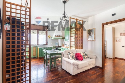 Foto Appartamento in Via Pertini 6, Locate di Triulzi Centro di 57 m²