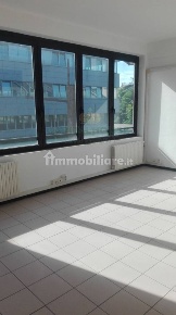 Foto Ufficio in Via Maserati Alfieri, Bologna Fiera di 130 m² con 3 locali