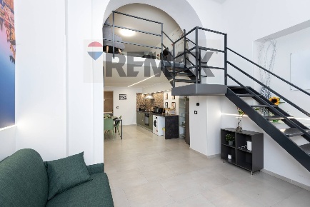 Foto Casa indipendente in Via Rodi 26, Catania Borgo di 93 m² con 3 locali