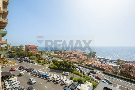 Foto Appartamento in via alcide de gasperi 173, Catania Guardia - Li Cuti